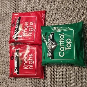 No Nonsense~Queen~Knee Highs~Tan & Off‎ White~Sheer Toe~Control Top Stockings